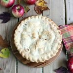 How to Make a Traditional Apple Pie